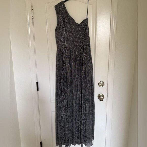 Dress The Population Kienna Gown - Picture 6 of 8